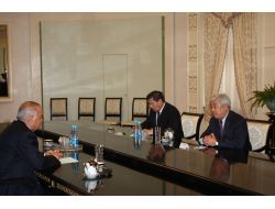 Kerimov Kazakistan Dışişleri Bakanı İdrisov’u Kabul Etti