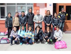 Ağrılı Altın Kızlar Denizli Yolcusu