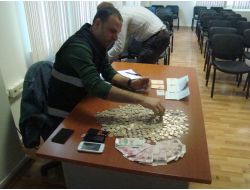 İphone'lu Dilenciler Yakalandı