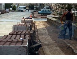 Talas’ta 100 Bin Metrekare Kilitli Parke Taşı Döşenecek