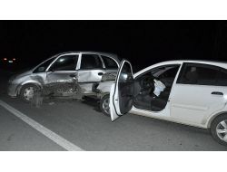 Akyazı'da Trafik Kazası: 1 Yaralı