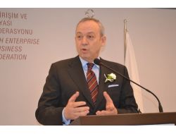 Tüsiad Başkanı’ndan Ekonomi Övgüsü: Araba Kullanmayı Beceriyoruz