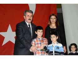 Muhsin Yazıcıoğlu Ve Arkadaşları Gözyaşlarıyla Anıldı