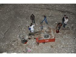 Tarım Aracı Çukura Düştü: 9 Yaralı