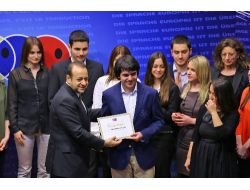 Yaşar Üniversitesi Öğrencisi Avrupa Birliği Bakanlığı'nın Yarışmasında Birinci