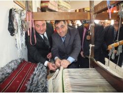 Dünyanın En Uzun Ve En İnce Kilimi Hatay’da Dokundu