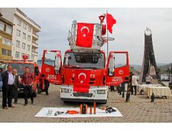 Tirebolu İtfaiyesi'nin Yeni Aracı Törenle Hizmete Girdi