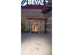 Galatasaraylılar Beyaz Tv'yi Bastı