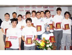 Serhat Dershaneleri Zirvedeki Yerini Korudu