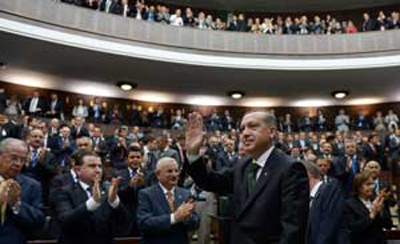 Bahçeliyi 'vur de vuralım' ile vurdu!