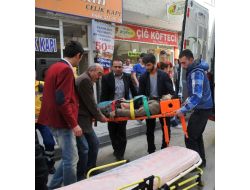 Sokak Ortasında Çıkan Bıçaklı Kavga: 1 Ölü