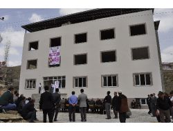 Çağlayancerit’te Okuma Salonu Hizmete Açıldı