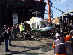 Mersin Limanı'na İlk Defa Gemi İle Helikopter Geldi