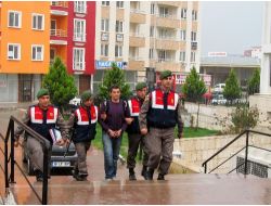 Öfkeli Koca Kendisinin Ve Komşusunun Evini Yaktı