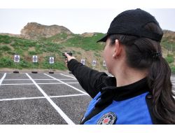 Emniyetin Poligonunda Önce Açılış, Sonra Atış Yapıldı