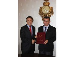 Hataylı Hayırseverlerin Eğitime Katkısı Sürüyor