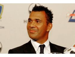 Hollanda Basını Real Madrid - Galatasaray Maçının Hakemini Suçladı