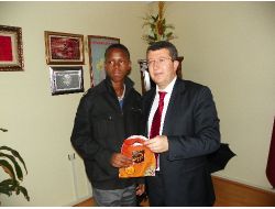 Kırıkkale'nin Şampiyon Öğrencileri Milli Eğitim Müdürü'nü Ziyaret Etti