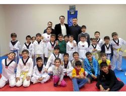 Şampiyonlar Diyarbakırlı Çocuklarla Bir Araya Geldi