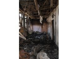 Vali Şahin: Yanan Okulda Eğitimin Aksamaması İçin Ne Gerekiyorsa Yapılacak