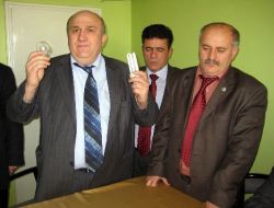 Kabarık Gelen Elektrik Faturası Ampul Kırdırttı