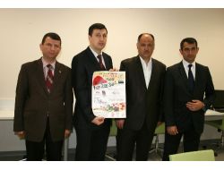 Bergama Eğitim Gönüllüleri Derneği 'Gençler O’nu Okuyor' Yarışması Düzenledi