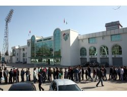 Bursaspor - Beşiktaş Maçı Biletlerine Yoğun İlgi