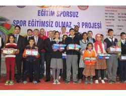 Birecik’te Başarılı Sporcu Öğrenciler Ödüllerini Aldı