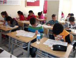 Toros Finike Koleji'nin Düzenlediği Bilgi Yarışına Bin Öğrenci Katıldı