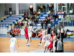 Ağrı İbrahim Çeçen Üniversitesi Basketbol Takımından Büyük Başarı