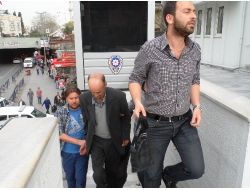 Soydukları Kuyumcuyu Aynı Günde Bir Daha Soymaya Çalışırken Yakalandılar (Özel)