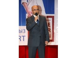 Türkçe Olimpiyatlarında Sahne Kazakistan’ın