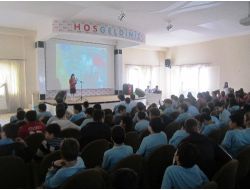 Merzifon Ahi Koleji, Sınıflar Arası Naat Yarışması Düzenledi