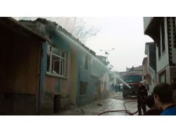 Mudanya'da Metruk Evde Yangın