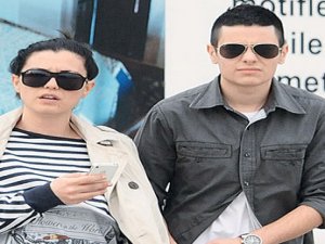 Rüzgar Erkoçlar'ın sevgilisi oyuncu Aylin Tunceli çıktı