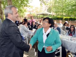 Kadınlar Birliği Üyeleri Kozan'ı Gezdi