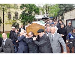 Eski Müftü Hikmet Kutlu Son Yolculuğuna Uğurlandı