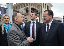 Yöresel El Sanatları İçin Kapı Kapı Dolaşıyor