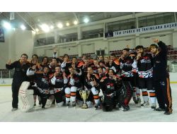 Başkent’in Yıldızları ‘buz Kralı’ Oldu