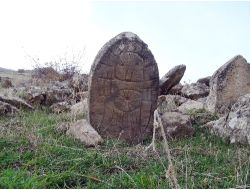 Esrarengiz Mezarlık Sit Alanı Oldu