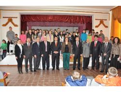 Moldova'da Kimsesiz Çocuklar Sevindirildi