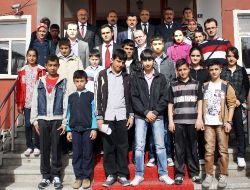 Ağrı Milli Eğitim Müdürü, Mucitleri Van’a Uğurladı