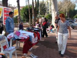 Manavgat'ta Yaşayan Aleviler, Yardıma Muhtaç Ailerler İçin Kermes Düzenledi