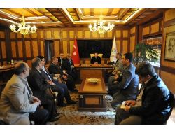 Ensar Muhacir El Ele Platformu'ndan Teşekkür Ziyareti