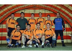 Midyat Polisi Halı Saha Turnuvada Kozlarını Paylaştı