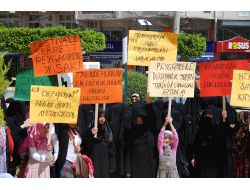 Anıt Meydanı'nda Kutlu Doğum Etkinliğine İzin Verilmemesine Tepki