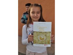 Balıkesir'de 24 Bin Öğrenci Okuduğu Kitaptan Sınava Girdi