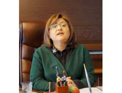 Dedeler, Camide Hem İbadet Edecek Hem De Torunlarıyla Oynayacak