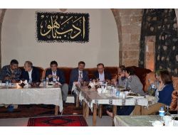 Farklı Kültür Ve Dinlerin Temsilcileri Semazen Gösterisinde Buluştu