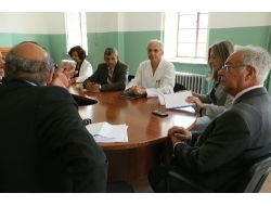 Troyka'nın İsteği Üzerine Rum Devlet Hastanelerinin Çalışma Saatleri Değişti